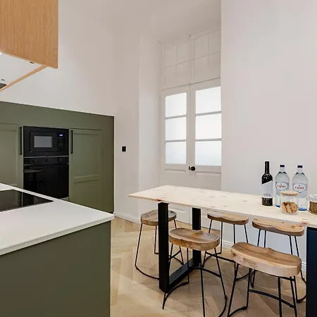 Vanilla 5br Downtown - Prime Location דירה ליסבון